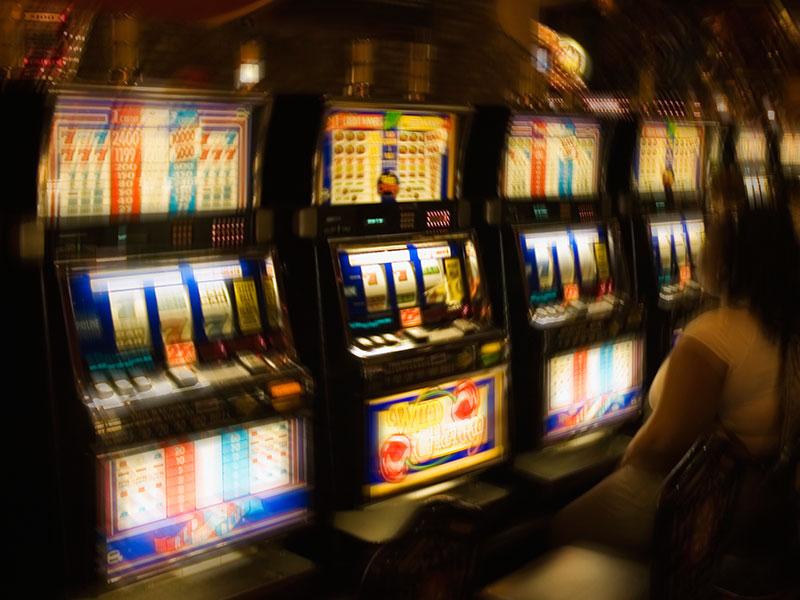 The first 10 minutes: gambling woes