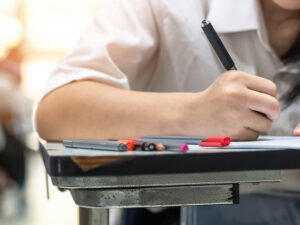 Regulators aim to help brokers on leave stay qualified