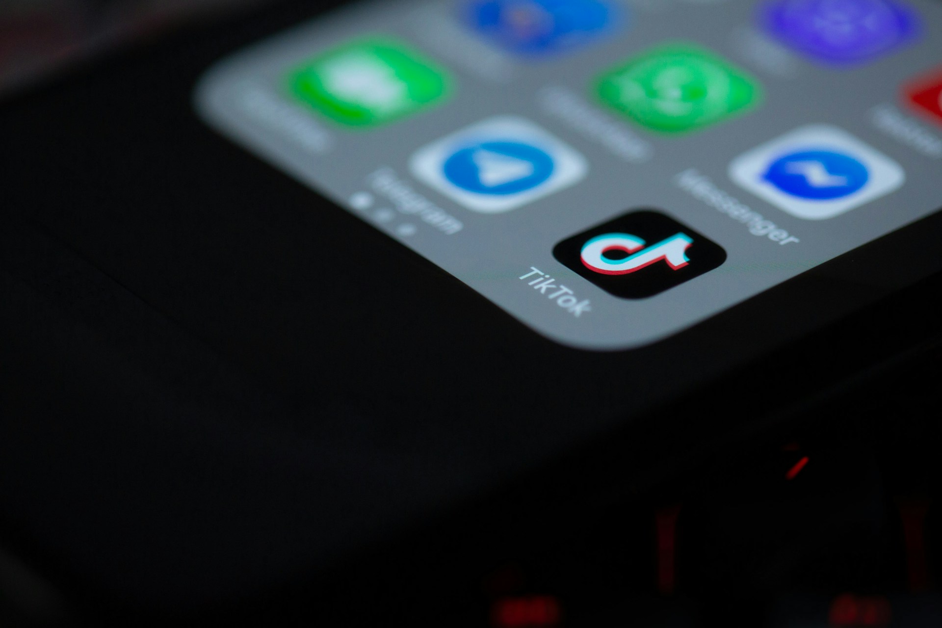 TikTok would be a better place with more financial advisors