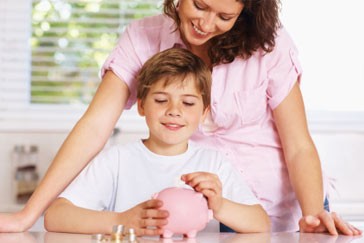 Littératie financière : l’école échoue, les parents compensent