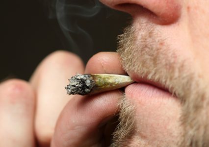 Fumez du pot, pas du tabac!