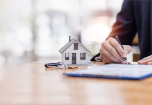 Investir dans l’immobilier sans les tracas : faites découvrir les REITs cotés à vos clients