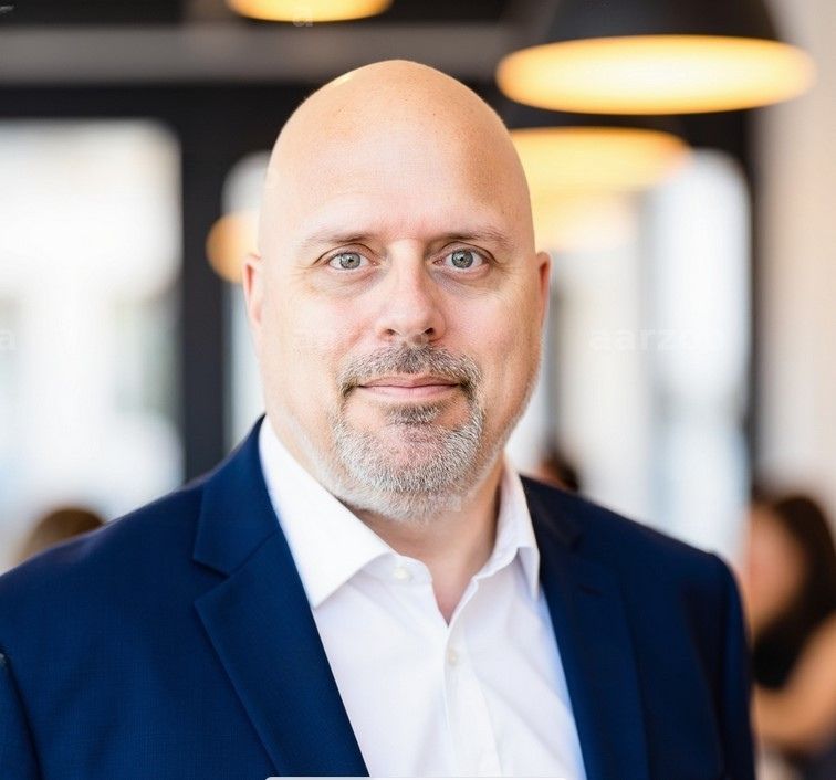 Michel J. Paradis